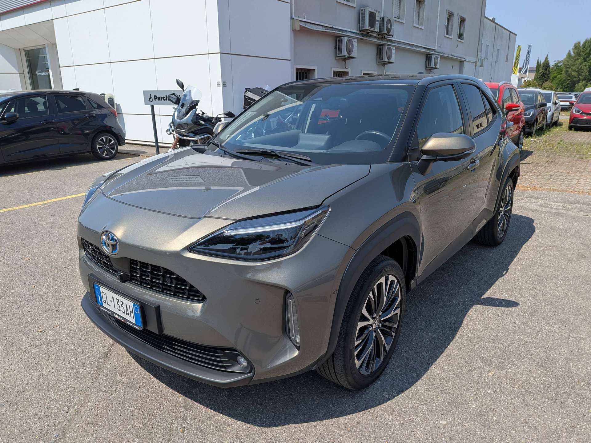 Toyota Yaris Cross  1.5 Hybrid Lounge E-CVT